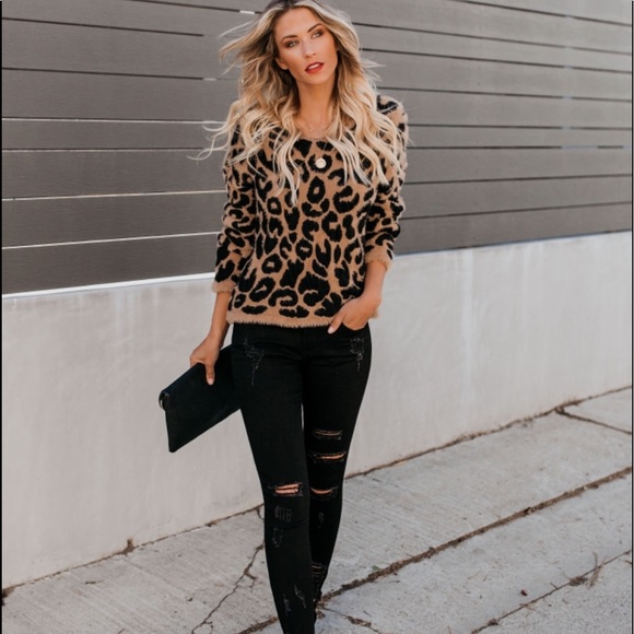 WHITLEY Leopard Print Sweater - Picture 5 of 8